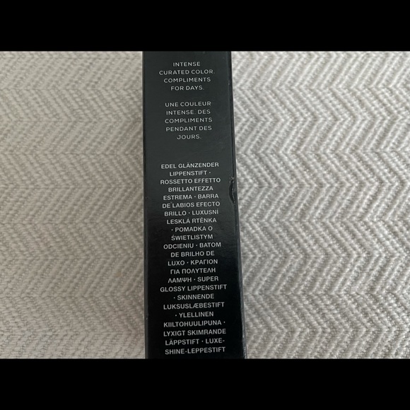 🎉Host Pick🎉 bareMinerals Statement Luxe-Shine Lipstick - Picture 5 of 5